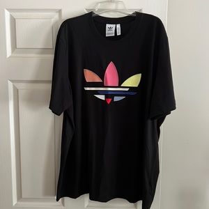 Adidas t-shirt, size 2XL.